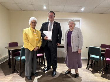 Mike with Ann Rogers and Pauline Berrington at the Kingswinford Ladies Luncheon Club