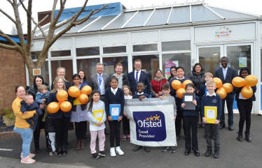 Mike with staff, students and parents at Bromley Pensnett Primary School